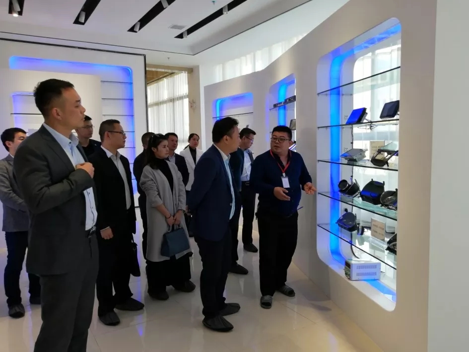 1592983481319469.jpg 640.webp (1).jpg