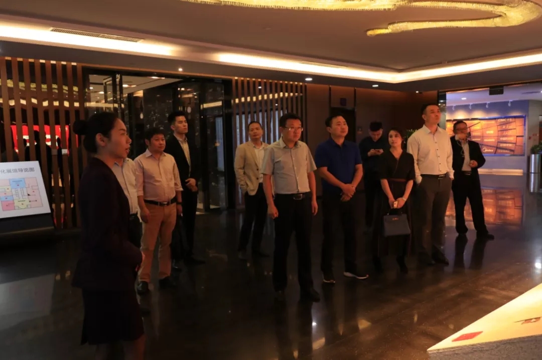 1592983574772487.jpg 640.webp (3).jpg