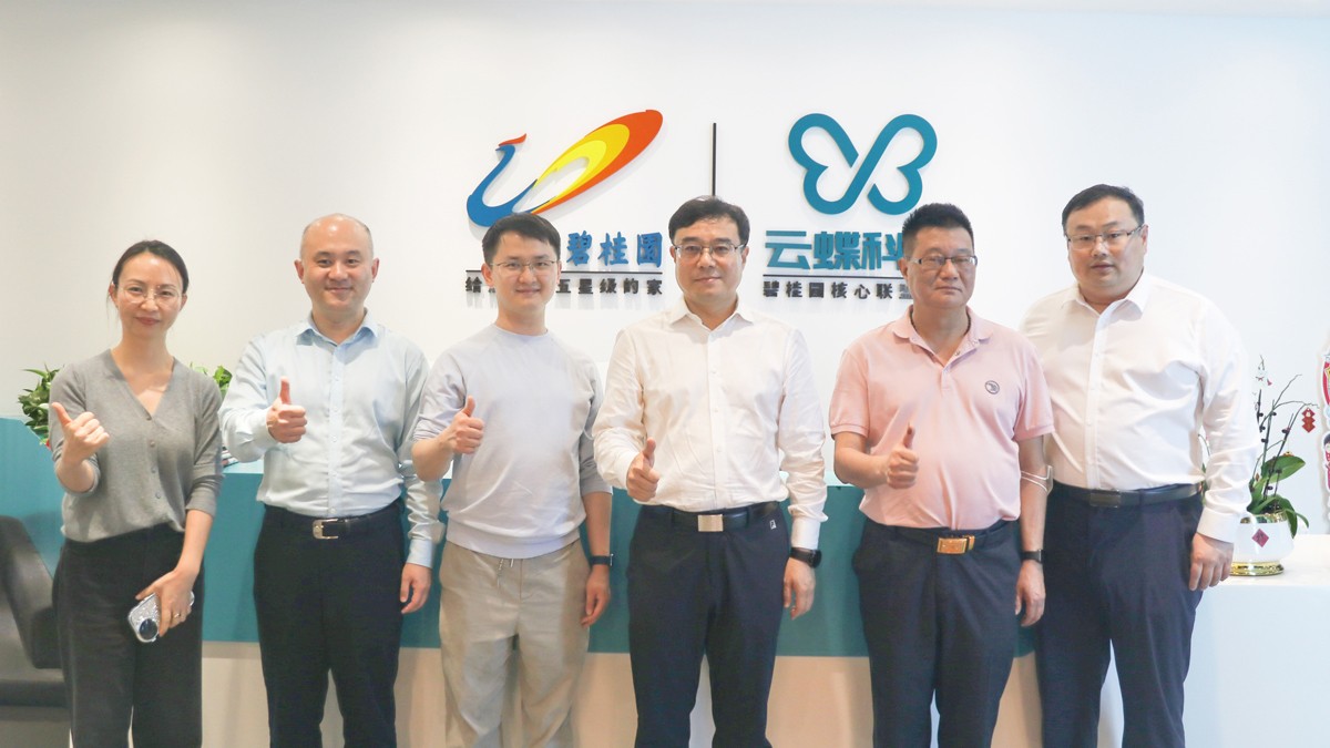 齊齊哈爾市梅里斯區(qū)與海珠區(qū)考察團走訪云蝶科技