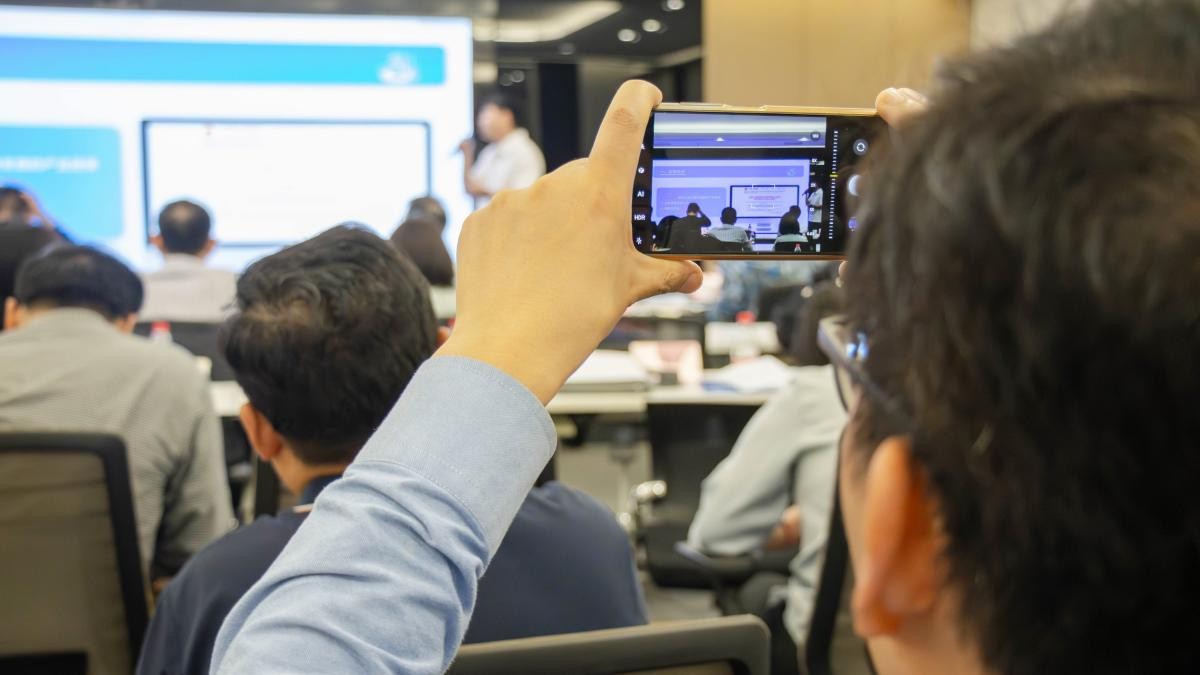 “英才匯海珠 琶洲論劍AI賦能”IEEE信息論學會廣州分會活動在云蝶科技圓滿舉行