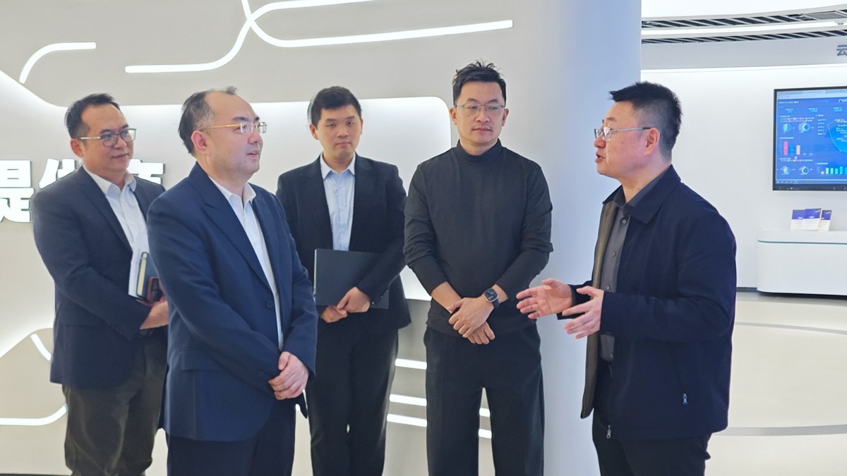深化銀企協(xié)同，廣州銀行董事長(zhǎng)李大龍一行到訪(fǎng)云蝶科技